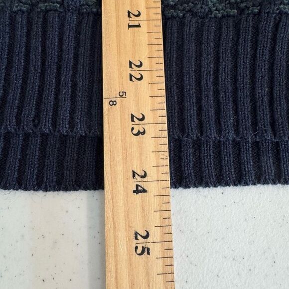 Expressions Worldwide Men’s Colorful Sweater Size Large 100% Acrylic Round Neck - Picture 7 of 8